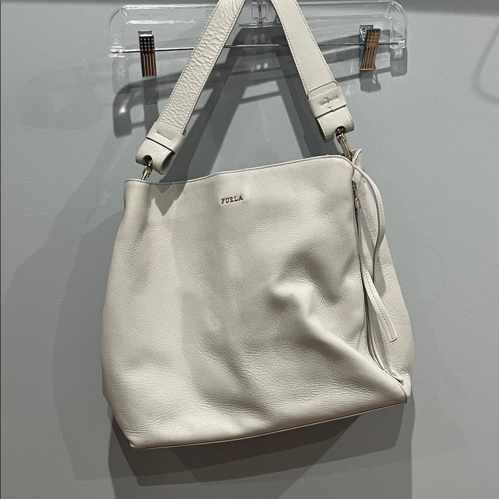 Furla Off-White Leather Shoulder Bag